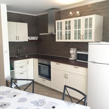 Appartement rénové aux portes de St tropez Gassin Esterno foto